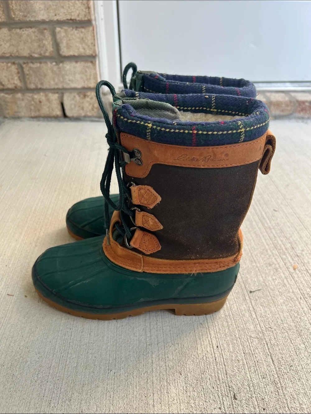 Eddie Bauer Vintage Green Brown Navy Plaid-Trim Winter Duck Boots Size 6
